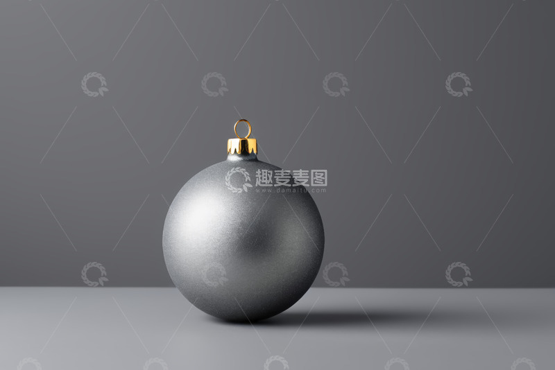高清大图下载【趣麦麦图】银灰色圣诞装饰球