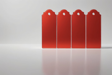 红色标签排列展示