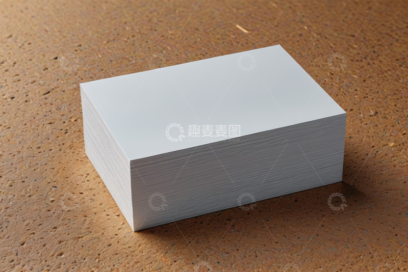 高清大图下载【趣麦麦图】堆叠在台面上的白色纸张