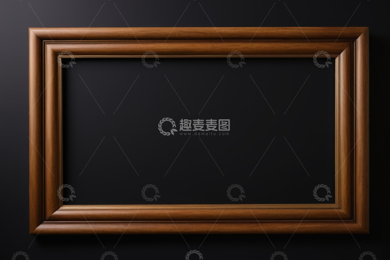 高清大图下载【趣麦麦图】山水图案陶瓷酒瓶特写