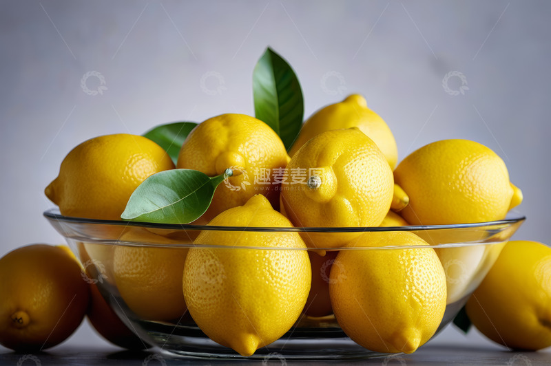高清大图下载【趣麦麦图】玻璃碗中新鲜柠檬特写