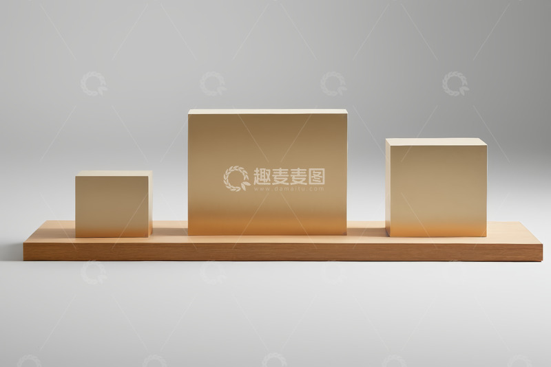 高清大图下载【趣麦麦图】木质台面上的金色立方体展示