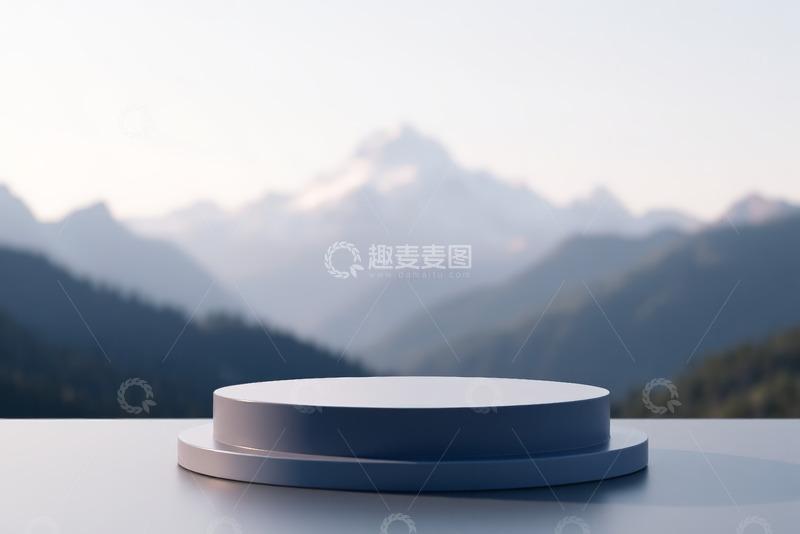 高清大图下载【趣麦麦图】山景前的圆形展示台