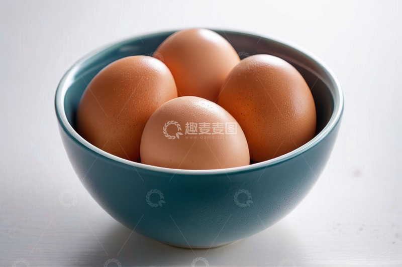 高清大图下载【趣麦麦图】碗中摆放的新鲜鸡蛋