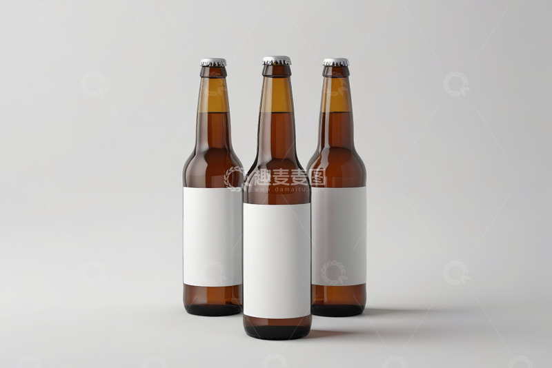 高清大图下载【趣麦麦图】三瓶棕色啤酒瓶素材