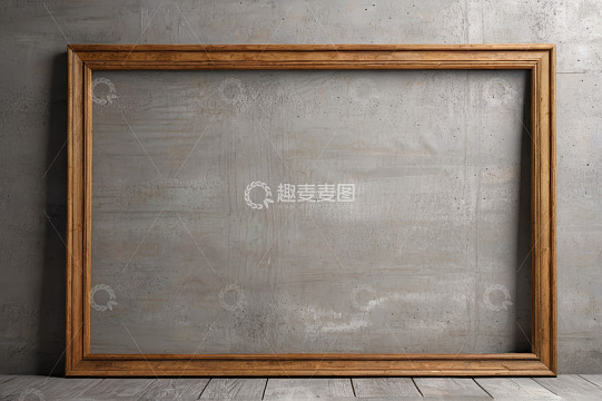 木质框架靠在灰色墙面上