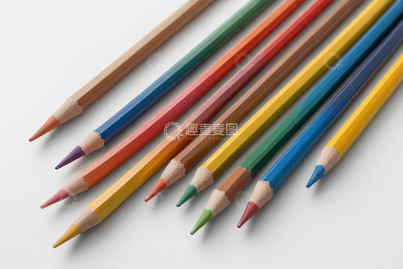 高清大图下载【趣麦麦图】彩色铅笔整齐排列素材