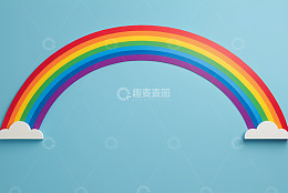 蓝色背景上的彩虹与云朵