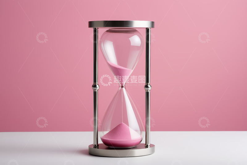 高清大图下载【趣麦麦图】粉色背景中的沙漏