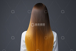 女性渐变长发背影