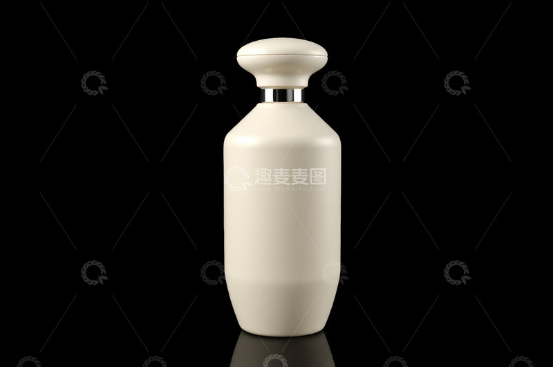 高清大图下载【趣麦麦图】透明渐变香水瓶特写