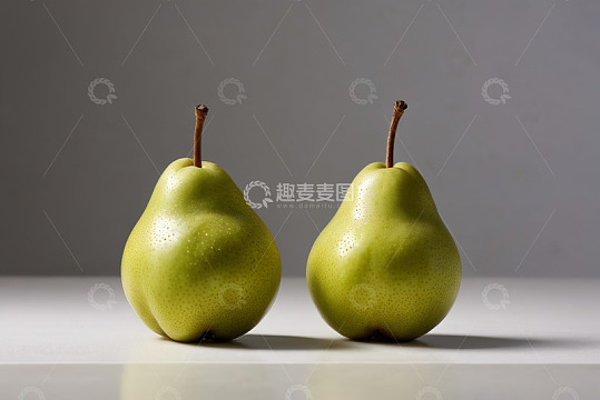 两个青梨特写