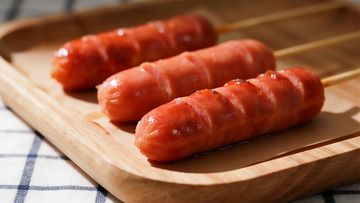 烧烤美食之烤肠摆盘