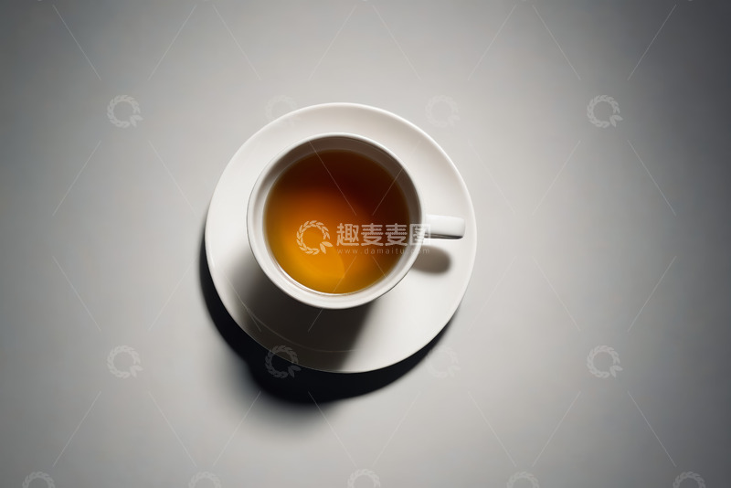 高清大图下载【趣麦麦图】白色杯碟中盛有热茶