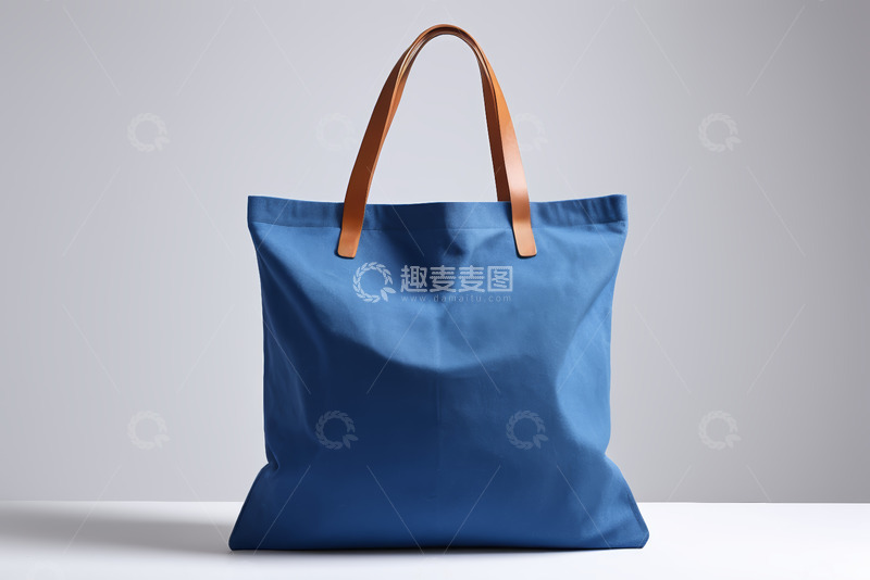 高清大图下载【趣麦麦图】蓝色手提包设计展示