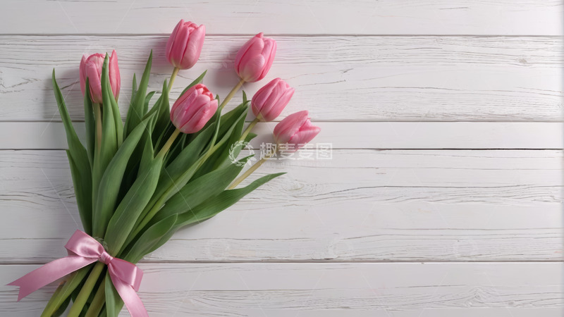 高清大图下载【趣麦麦图】粉色郁金香花束摆放在木背景上