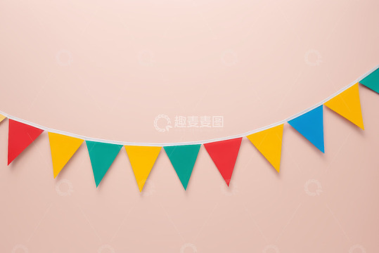 彩色三角旗装饰