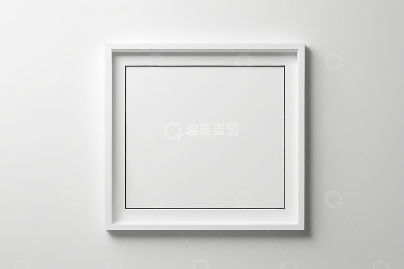 高清大图下载【趣麦麦图】白色方形框架挂于白墙