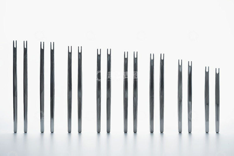 高清大图下载【趣麦麦图】金属工具整齐排列展示