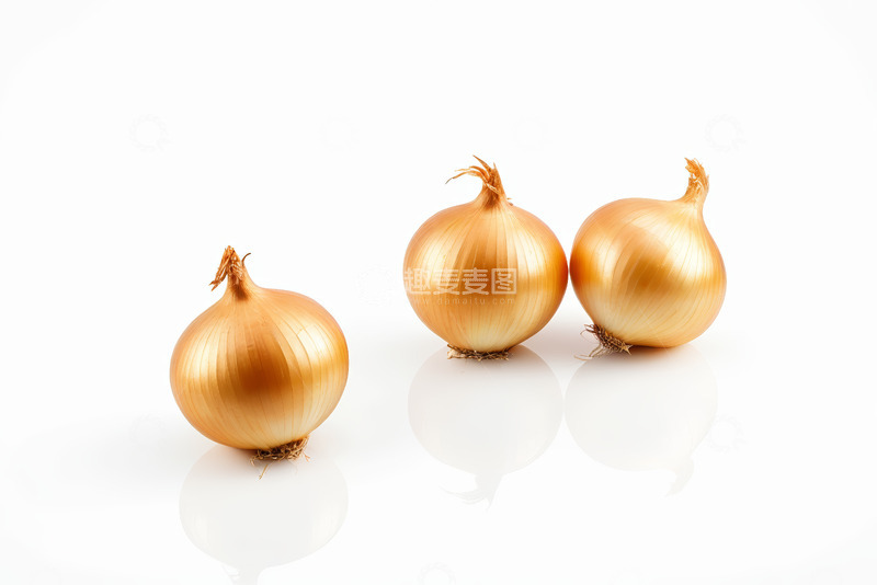 高清大图下载【趣麦麦图】白色背景下的新鲜洋葱