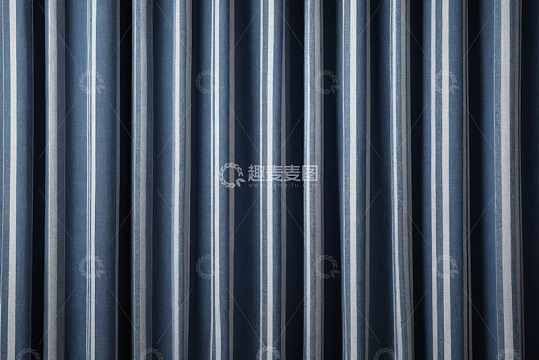 蓝白条纹窗帘纹理特写
