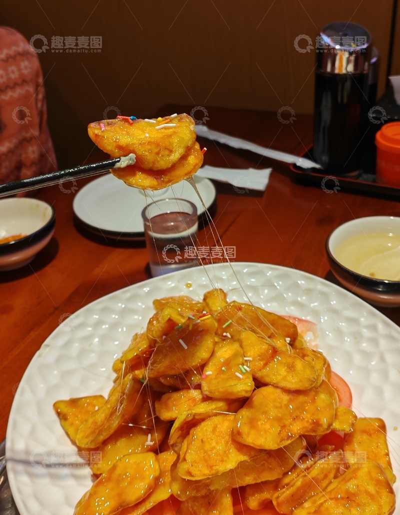 高清大图下载【趣麦麦图】拔丝土豆美食摄影