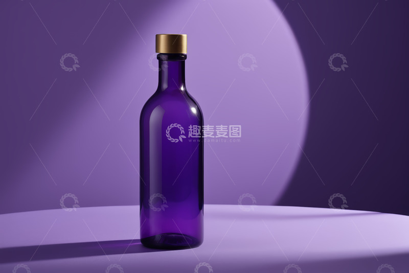 高清大图下载【趣麦麦图】紫色背景下的玻璃瓶子