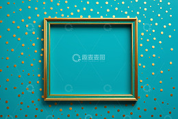 蓝色背景上的金色相框素材