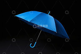 蓝色雨伞特写