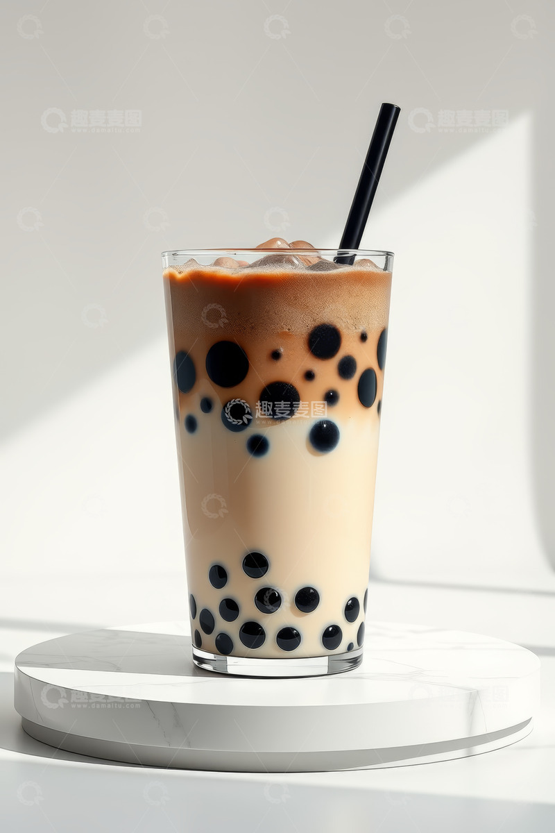 高清大图下载【趣麦麦图】透明玻璃杯中珍珠奶茶饮品