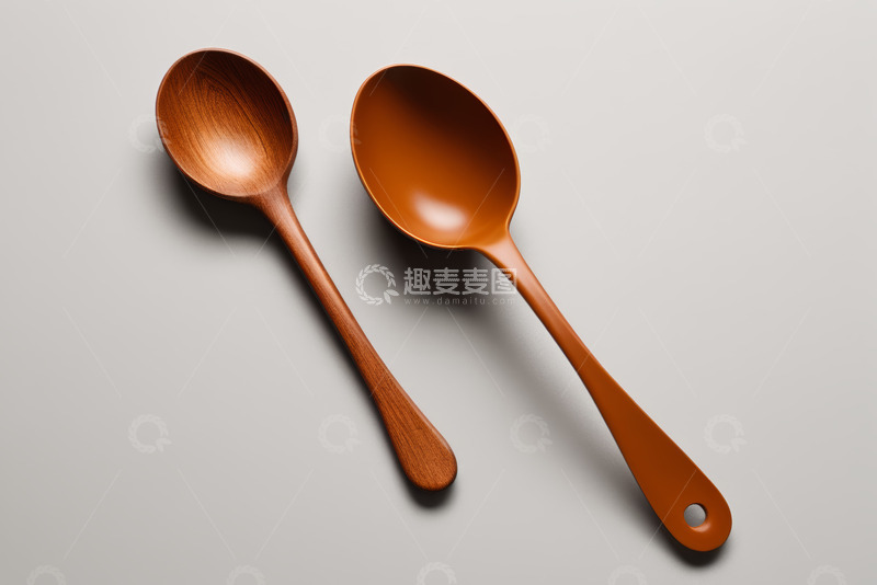 高清大图下载【趣麦麦图】两把木质勺子特写