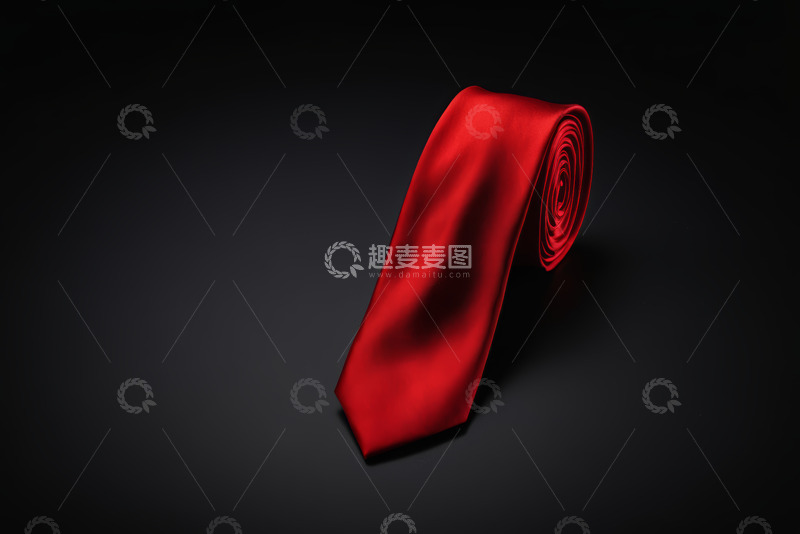 高清大图下载【趣麦麦图】黑色背景红色领带特写