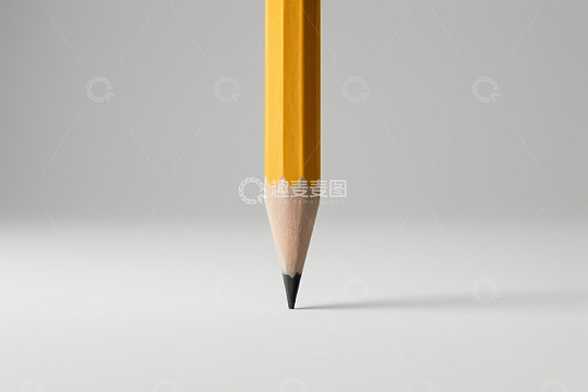 黄色铅笔笔尖特写