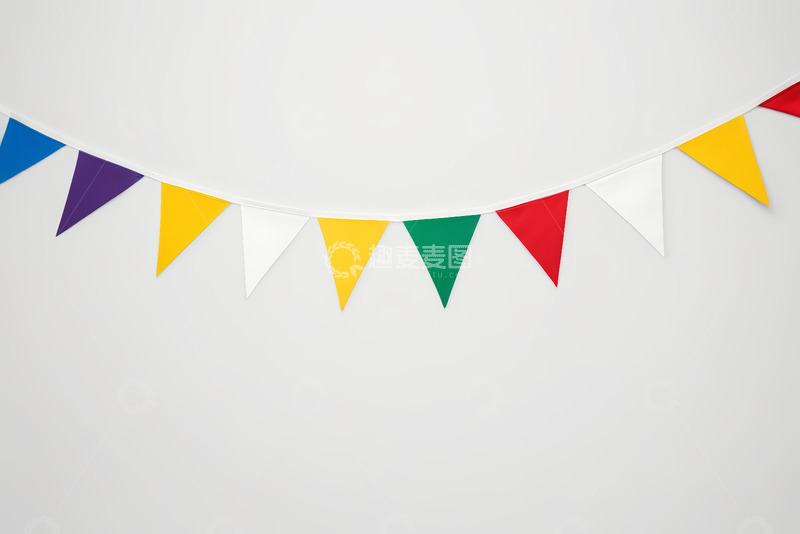 高清大图下载【趣麦麦图】彩色三角装饰彩旗