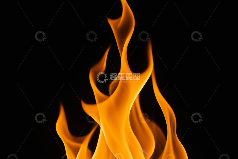 高清大图下载【趣麦麦图】黑色背景上的燃烧火焰