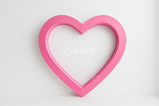 粉色心形立体图案