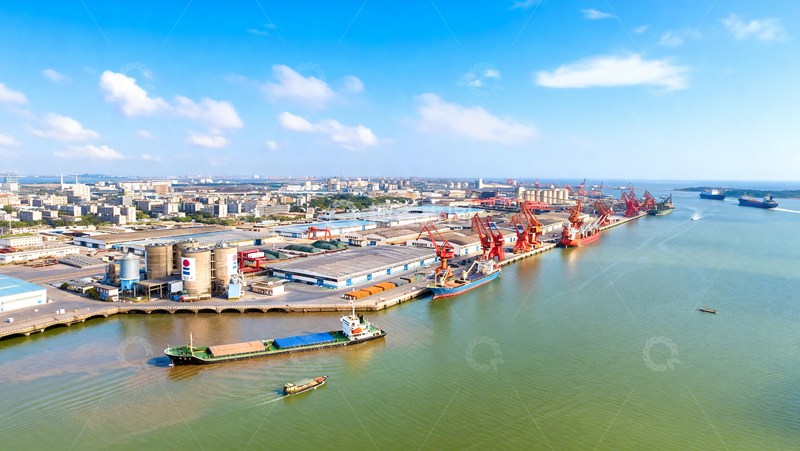 高清大图下载【趣麦麦图】航拍港城河道船舶穿梭