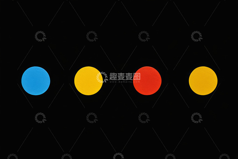 黑色背景上的彩色圆形图案
