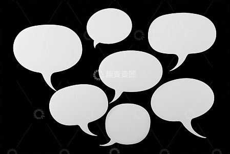 黑色背景白色对话气泡