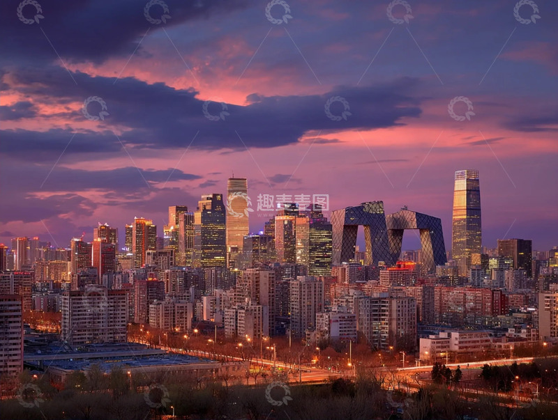 高清大图下载【趣麦麦图】暮色天际下的都市建筑群全景