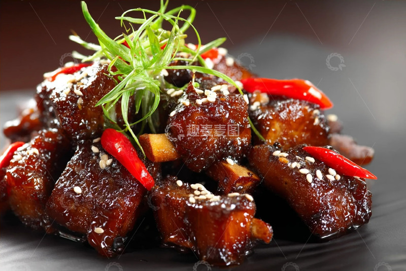 高清大图下载【趣麦麦图】配菜相伴的家常排骨诱人图景
