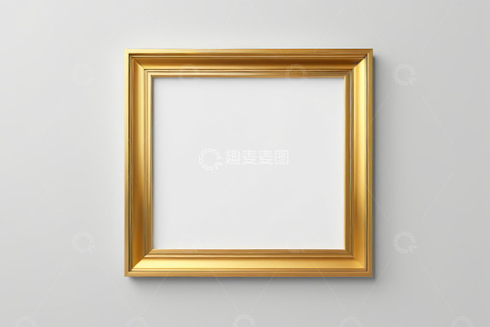 金色方形画框挂于白墙