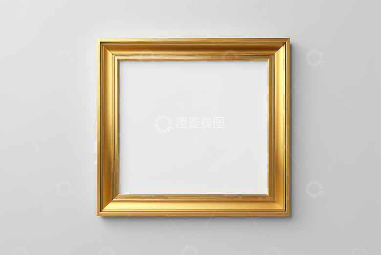 金色方形画框挂于白墙