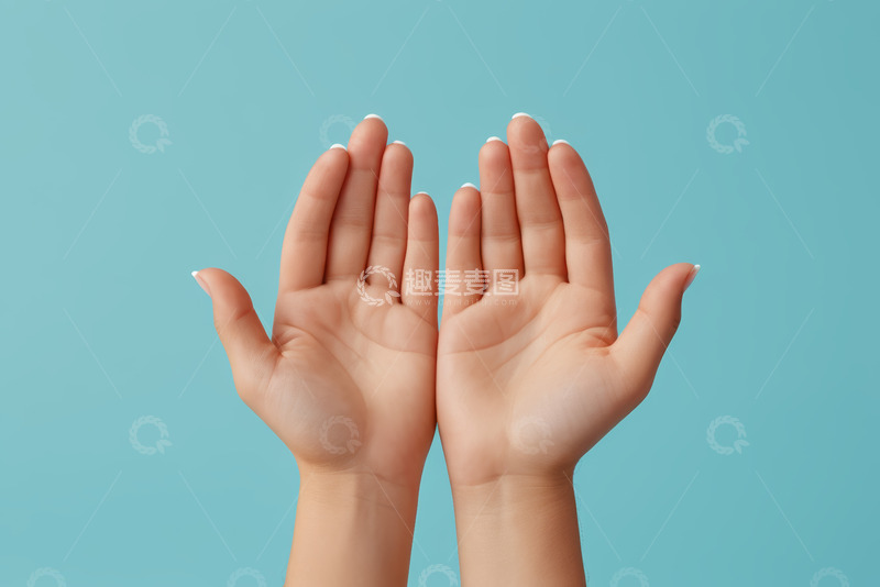 高清大图下载【趣麦麦图】女性双手手掌朝上展示