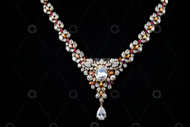 高清大图下载【趣麦麦图】华丽珠宝项链特写