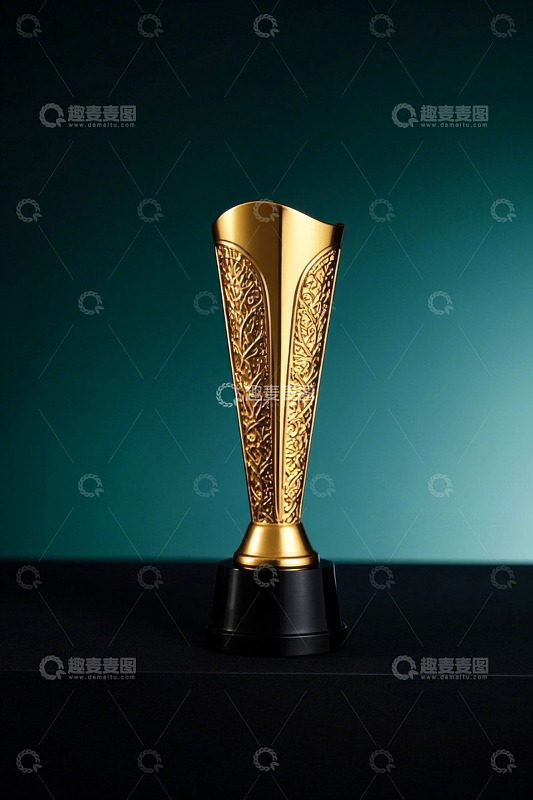 金色奖杯特写