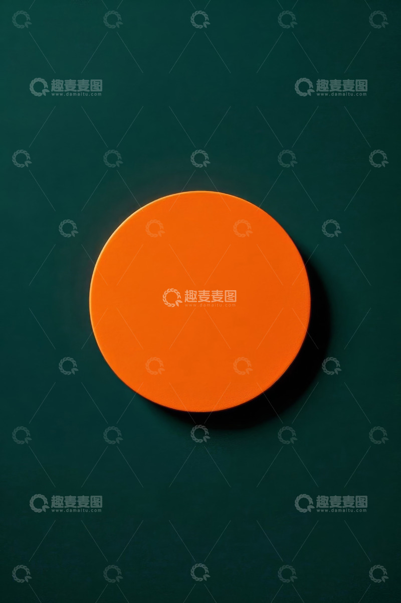 高清大图下载【趣麦麦图】绿色背景上的橙色圆形