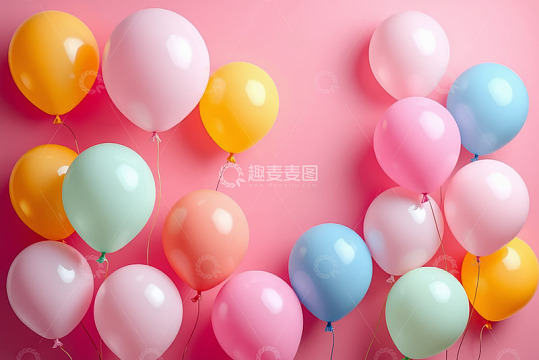 彩色气球装饰粉色背景