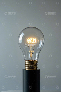 发光玻璃灯泡特写