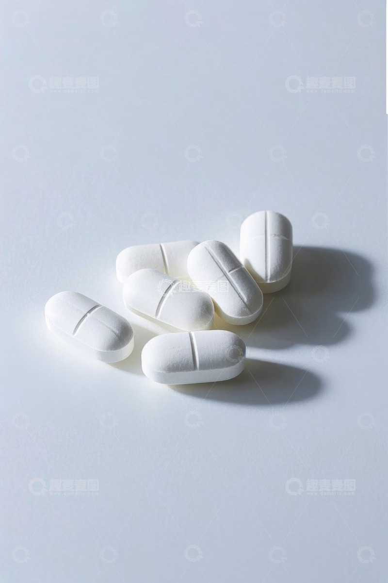 高清大图下载【趣麦麦图】白色药丸特写素材
